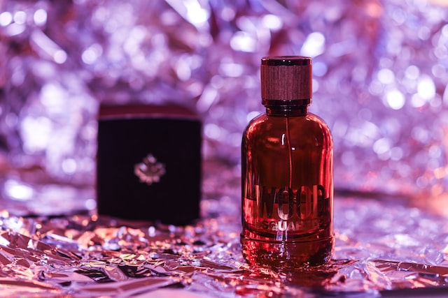 香水噴多了怎么辦？香水的正確使用方法